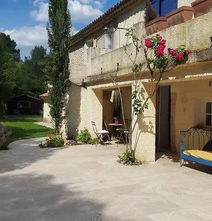 Les Gites Du Domaine De Bertrandy Vakantiehuis